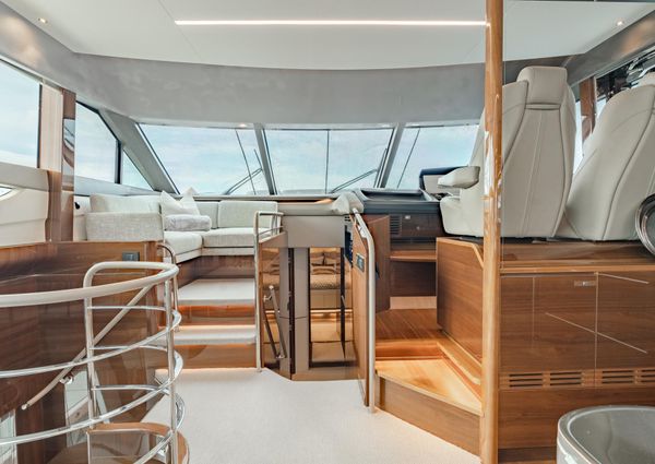 Princess Yachts Flybridge 75 image