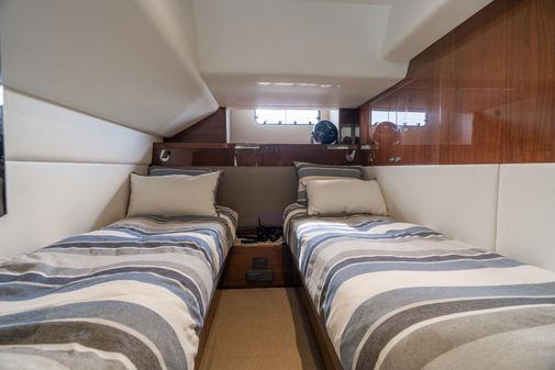 Princess Yachts Flybridge 75 image