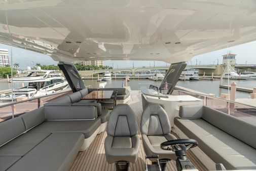 Princess Yachts Flybridge 75 image