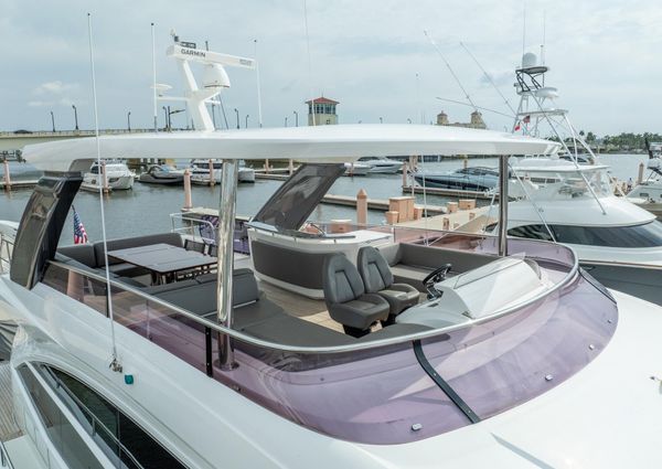 Princess Yachts Flybridge 75 image