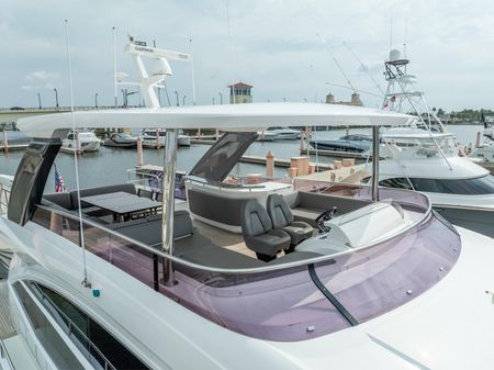 Princess Yachts Flybridge 75 image