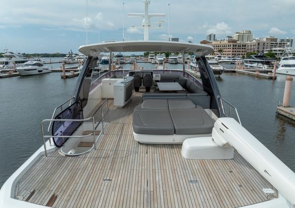 Princess Flybridge 75 image