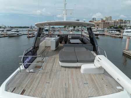 Princess Yachts Flybridge 75 image