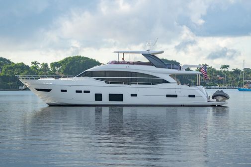 Princess Flybridge 75 image