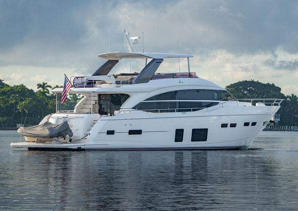 Princess Flybridge 75 image