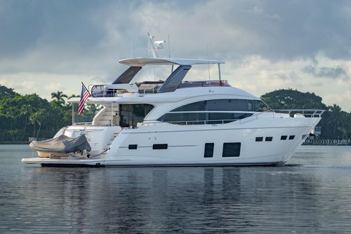 Princess Flybridge 75 image