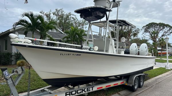 C-Hawk 25 Center Console 