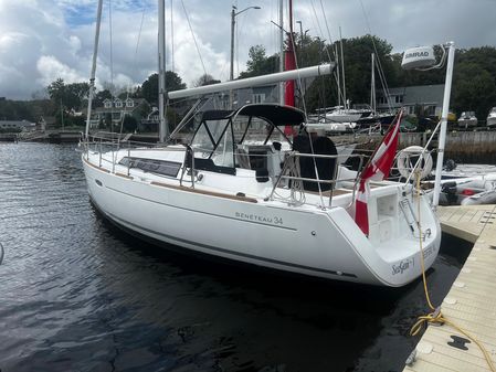 Beneteau 34 image