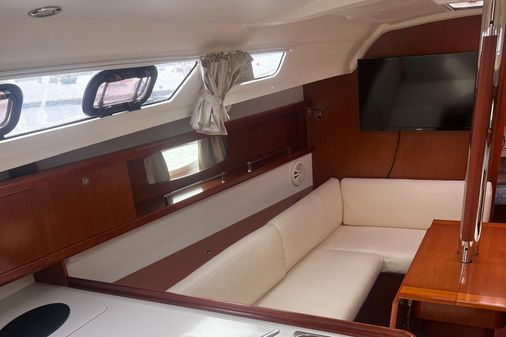 Beneteau 34 image