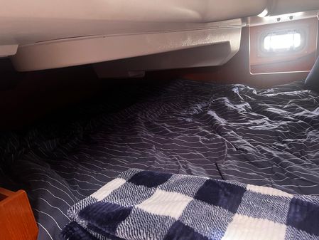 Beneteau 34 image