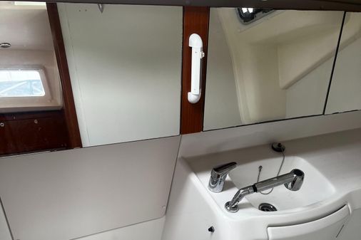 Beneteau 34 image