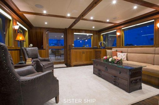 Outer-reef-yachts 820-CPMY image