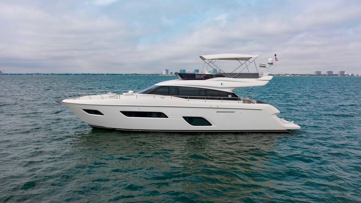 Ferretti Yachts 550 - main image