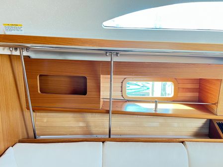 Catalina 355 image