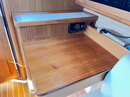 Catalina 355 image