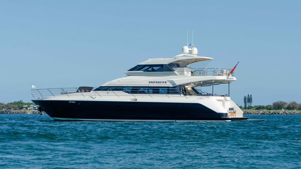 Warren Yachts 85 Motor Yacht 