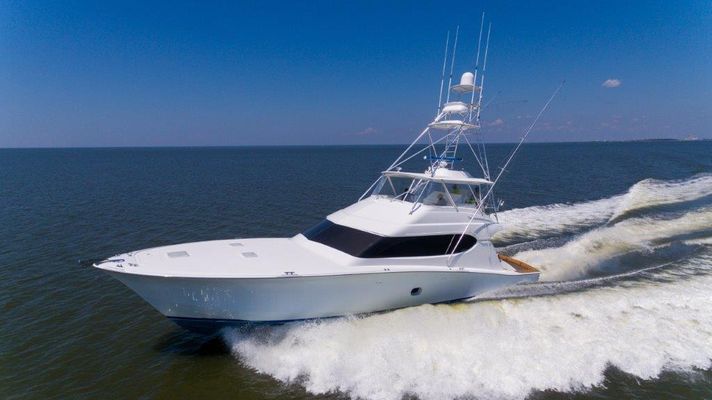 Hatteras Convertible - main image