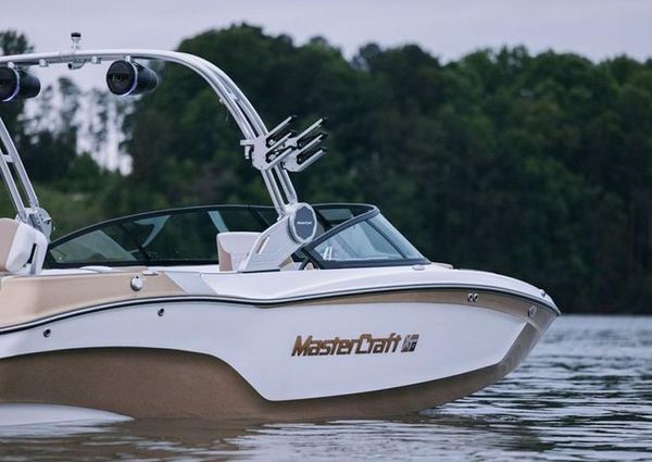 Mastercraft XT22 image