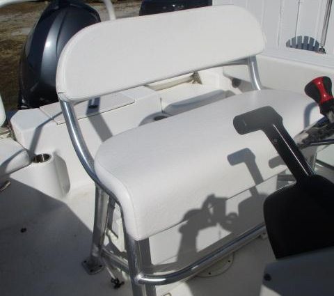 Robalo R200-CENTER-CONSOLE image