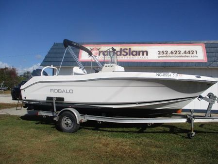 Robalo R200-CENTER-CONSOLE image