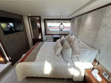 Sunseeker Predator 57 image