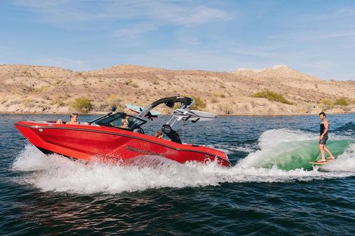 Mastercraft NXT21 image