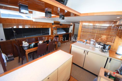 Fairline SQUADRON-68 image