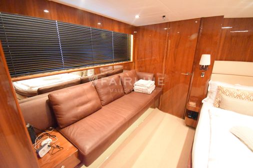 Fairline SQUADRON-68 image