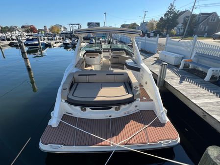 Sea Ray 310 SLX image