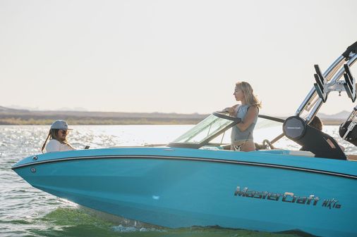 Mastercraft NXT24 image