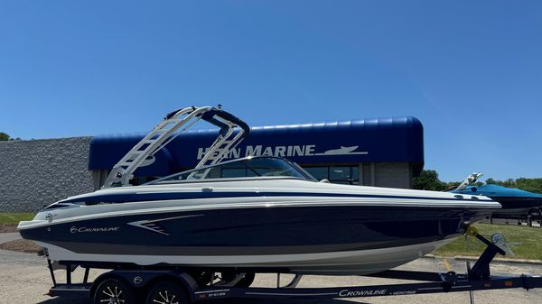 Crownline 240 SS