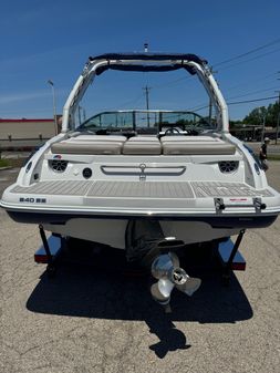 Crownline 240-SS image