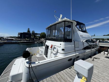 Carver 444 Cockpit Motor Yacht image