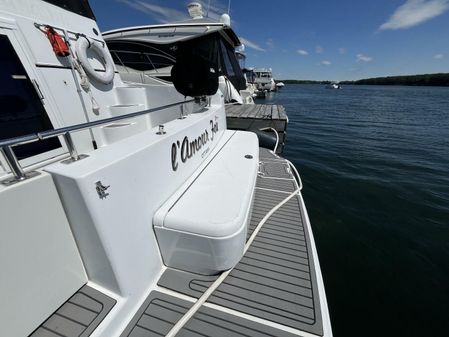 Carver 444 Cockpit Motor Yacht image