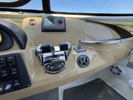 Carver 444 Cockpit Motor Yacht image