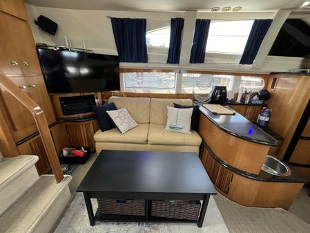 Carver 444 Cockpit Motor Yacht image