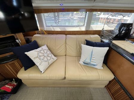 Carver 444 Cockpit Motor Yacht image