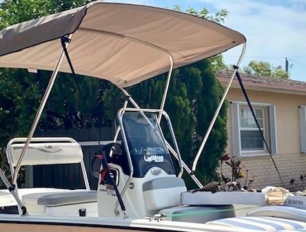 Mako Pro Skiff 17 CC