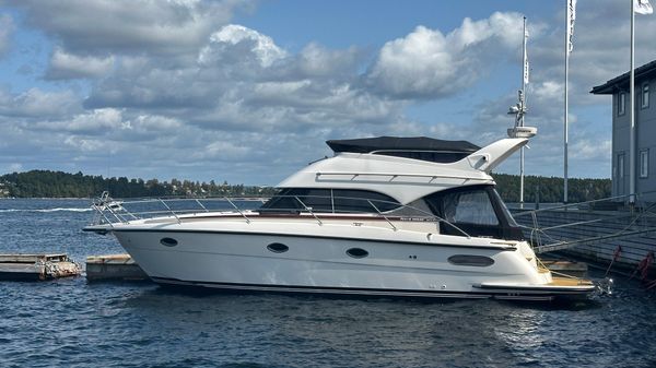 Nord West 370 Flybridge 