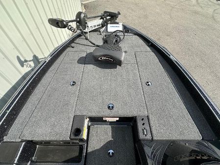 Triton 18TRX image