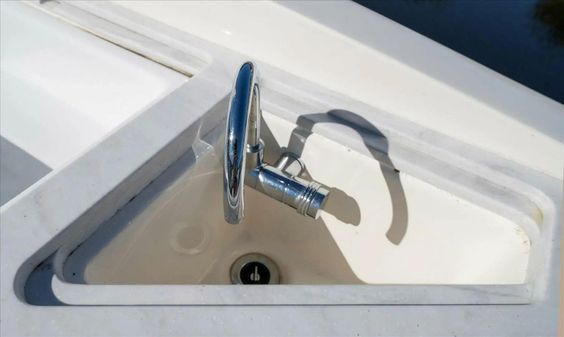 Sea Ray 29' image