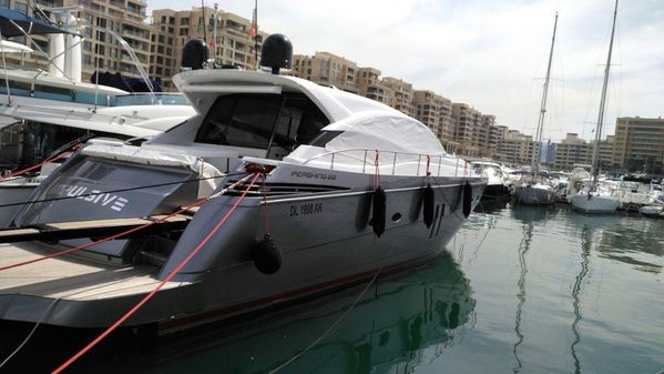 Pershing 62 image