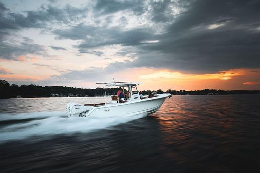 Sea Hunt Ultra 305SE image