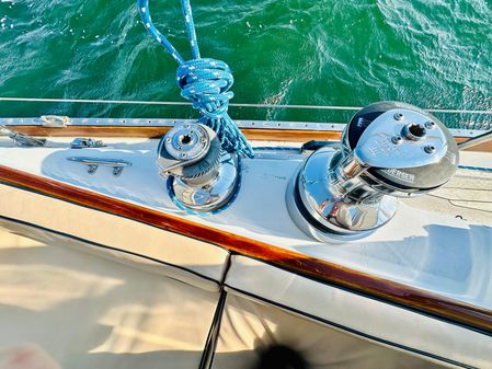 Little-harbor 44-AFT-COCKPIT image