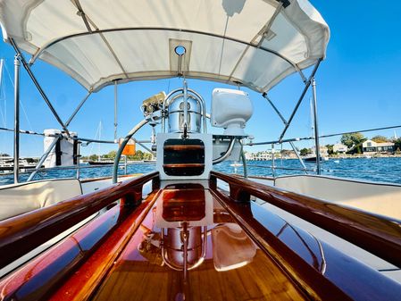 Little-harbor 44-AFT-COCKPIT image