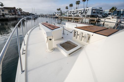 Hatteras Convertible image