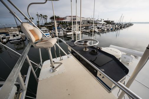 Hatteras Convertible image