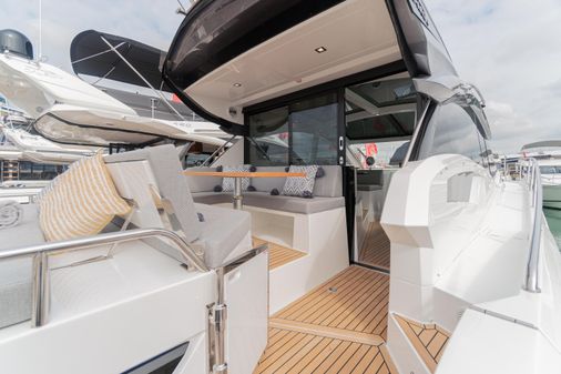 Galeon 485 HTS image