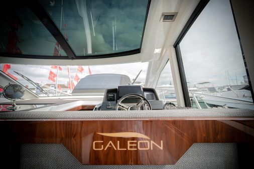 Galeon 485 HTS image