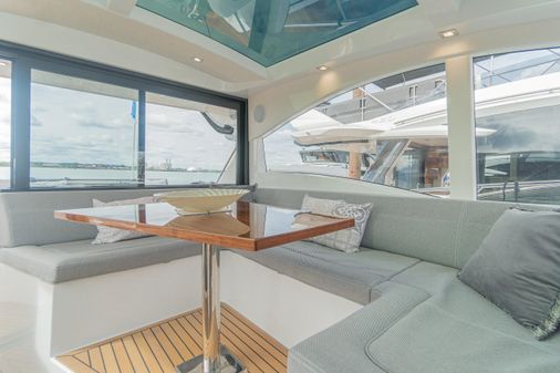 Galeon 485 HTS image